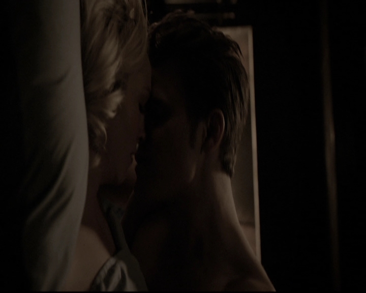 VampireDiariesWorld-dot-nl_6x17ABirdInAGildedCage2098.jpg