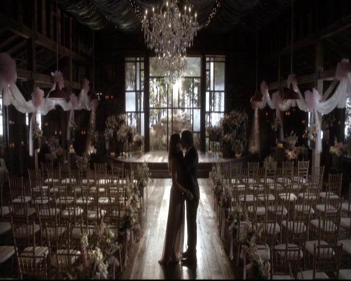 VampireDiariesWorld-dot-nl_6x21IllWedYouInTheGoldenSummertime1948.jpg