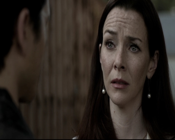 VampireDiariesWorld-dot-nl_6x22ImThinkingOfYouAllTheWhile1893.jpg