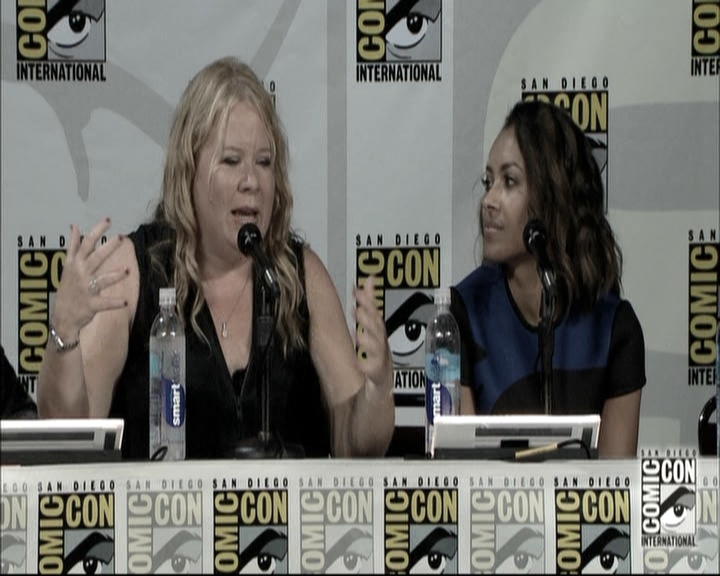 VampireDiariesWorld-dot-nl_S6TheVampireDiaires2014Comic-ConPanel1514.jpg