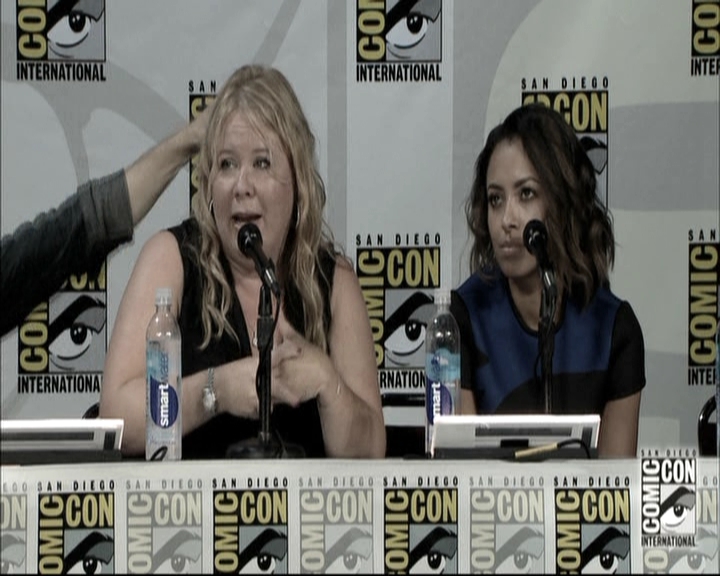 VampireDiariesWorld-dot-nl_S6TheVampireDiaires2014Comic-ConPanel1541.jpg