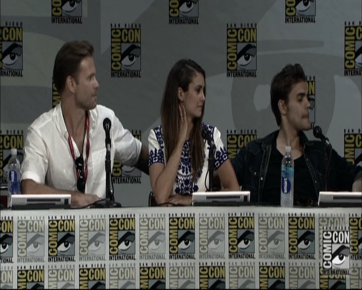 VampireDiariesWorld-dot-nl_S6TheVampireDiaires2014Comic-ConPanel1597.jpg VampireDiariesWorld-dot-nl_S6TheVampireDiaires2014Comic-ConPanel1597.jpg