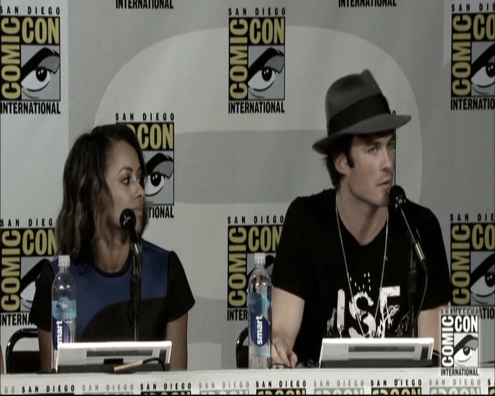 VampireDiariesWorld-dot-nl_S6TheVampireDiaires2014Comic-ConPanel1833.jpg
