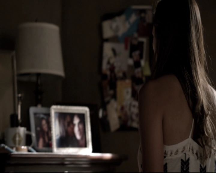 VampireDiariesWorld-dot-nl_S6TheVampireDiairesGoodBiteandGoodLuck0092.jpg