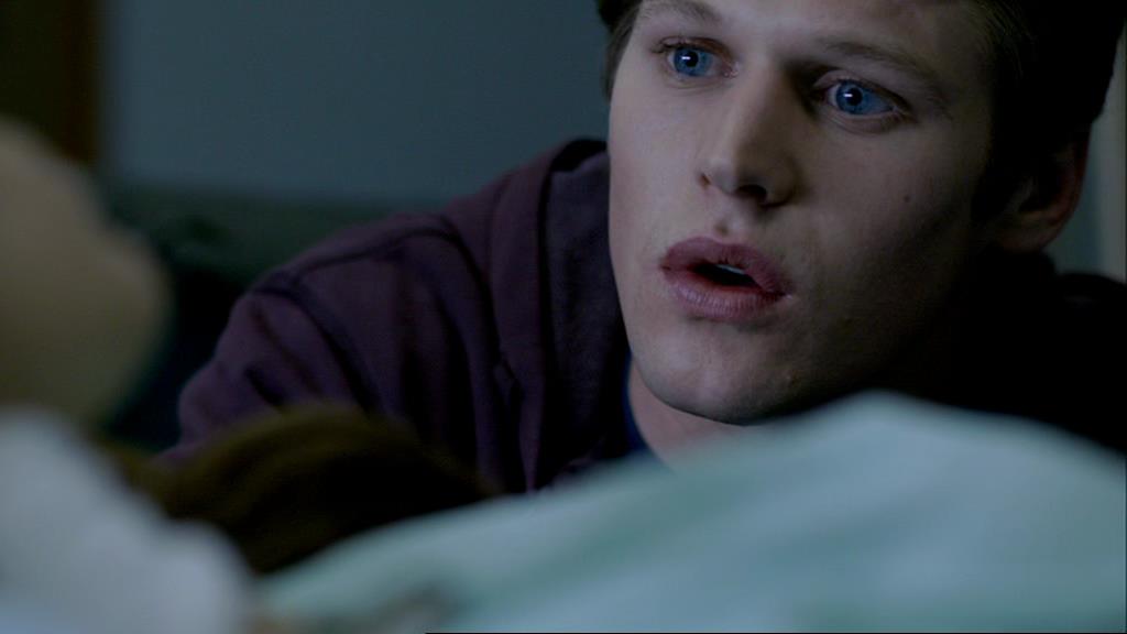 VampireDiariesWorld-dot-org_1x01Pilot_Captures02409.jpg VampireDiariesWorld-dot-org_1x01Pilot_Captures02409.jpg