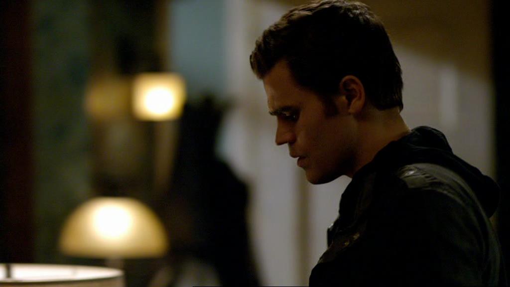 VampireDiariesWorld-dot-org_1x01Pilot_Captures02442.jpg VampireDiariesWorld-dot-org_1x01Pilot_Captures02442.jpg