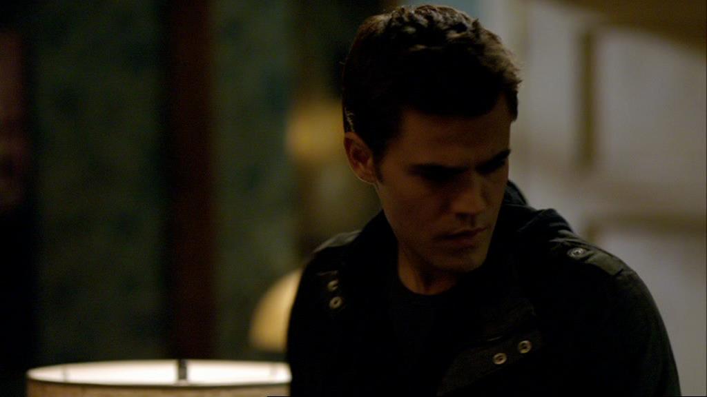 VampireDiariesWorld-dot-org_1x01Pilot_Captures02443.jpg