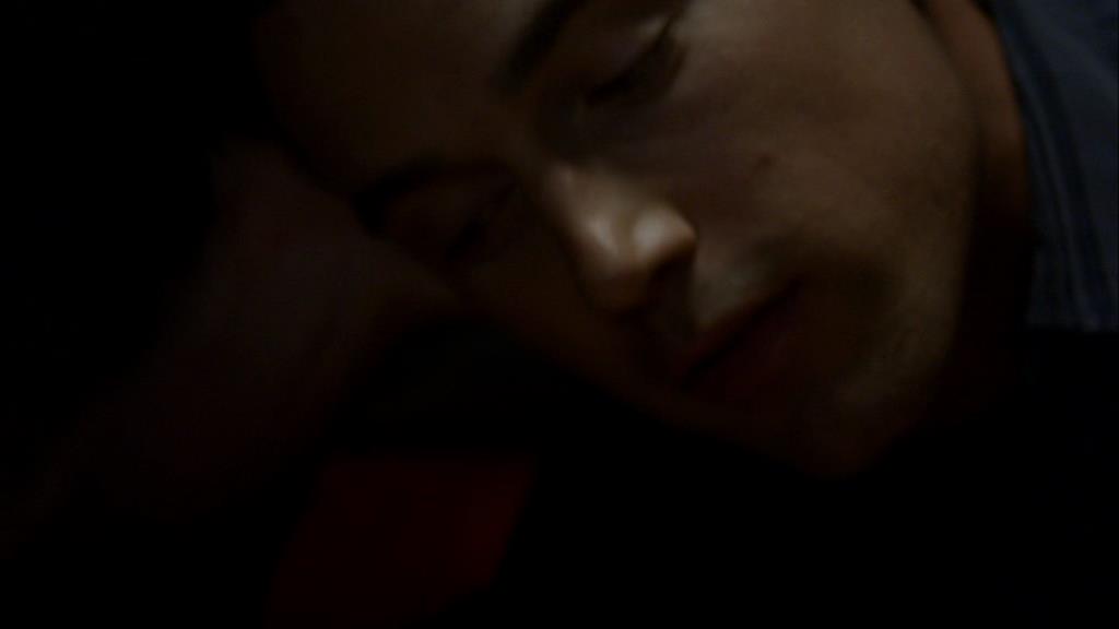 VampireDiariesWorld_dot_org-1x02TheNightOfTheComet00014.jpg VampireDiariesWorld_dot_org-1x02TheNightOfTheComet00014.jpg