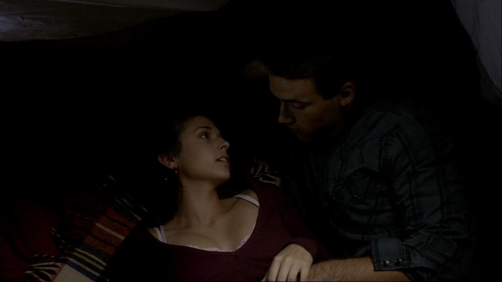 VampireDiariesWorld_dot_org-1x02TheNightOfTheComet00022.jpg