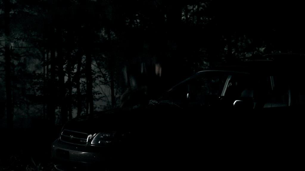 VampireDiariesWorld_dot_org-1x02TheNightOfTheComet00091.jpg VampireDiariesWorld_dot_org-1x02TheNightOfTheComet00091.jpg