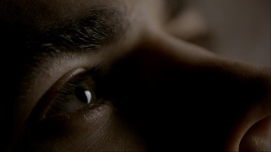 VampireDiariesWorld_dot_org-1x02TheNightOfTheComet00099.jpg VampireDiariesWorld_dot_org-1x02TheNightOfTheComet00099.jpg