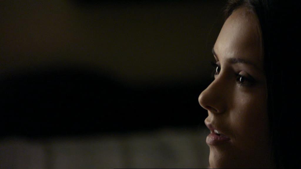 VampireDiariesWorld_dot_org-1x02TheNightOfTheComet00111.jpg VampireDiariesWorld_dot_org-1x02TheNightOfTheComet00111.jpg