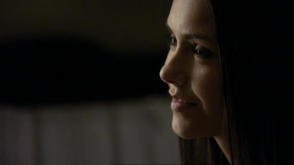 VampireDiariesWorld_dot_org-1x02TheNightOfTheComet00119.jpg VampireDiariesWorld_dot_org-1x02TheNightOfTheComet00119.jpg