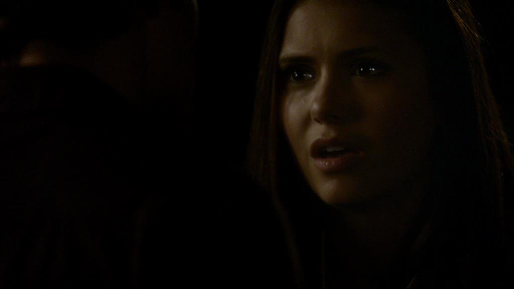 VampireDiariesWorld_dot_org-1x02TheNightOfTheComet02304.jpg VampireDiariesWorld_dot_org-1x02TheNightOfTheComet02304.jpg