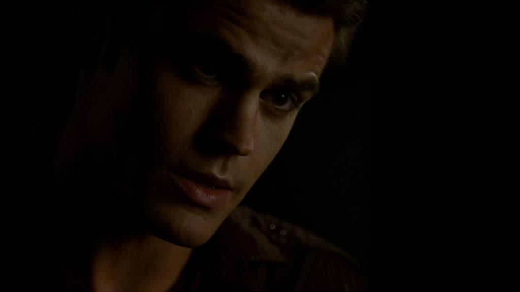 VampireDiariesWorld_dot_org-1x02TheNightOfTheComet02330.jpg VampireDiariesWorld_dot_org-1x02TheNightOfTheComet02330.jpg