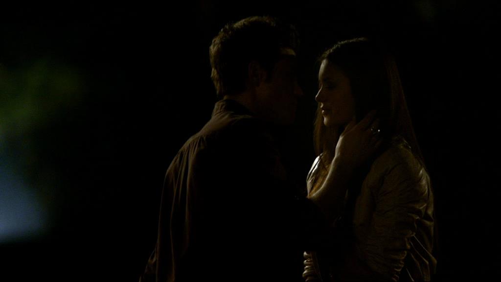 VampireDiariesWorld_dot_org-1x02TheNightOfTheComet02357.jpg
