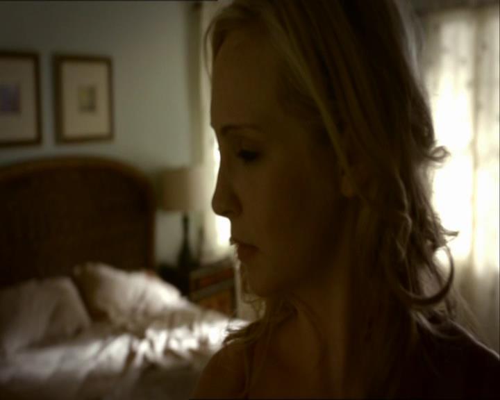 VampireDiariesWorld_dot_org-1x03FridayNightBites0084.jpg