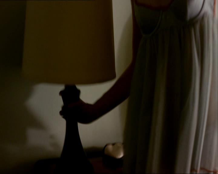 VampireDiariesWorld_dot_org-1x03FridayNightBites0092.jpg