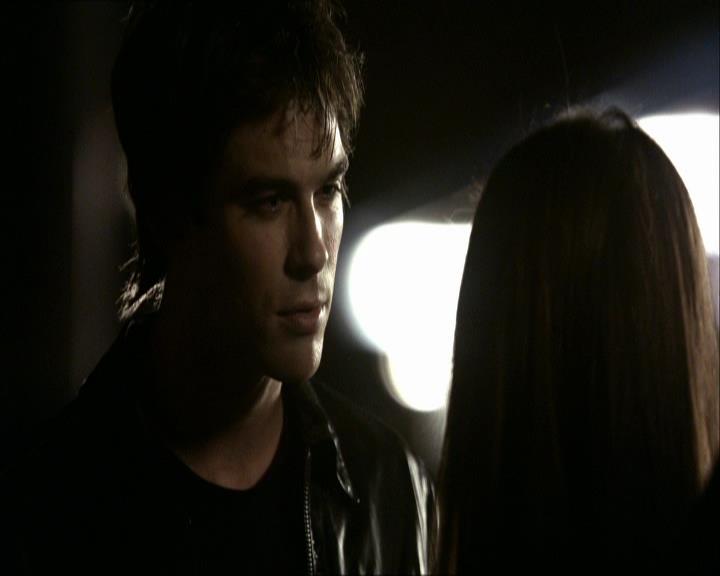 VampireDiariesWorld_dot_org-1x03FridayNightBites1862.jpg