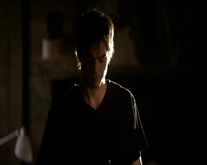 VampireDiariesWorld_dot_org-104FamilyTies0098.jpg