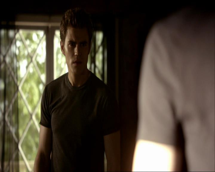 VampireDiariesWorld_dot_org-104FamilyTies0114.jpg