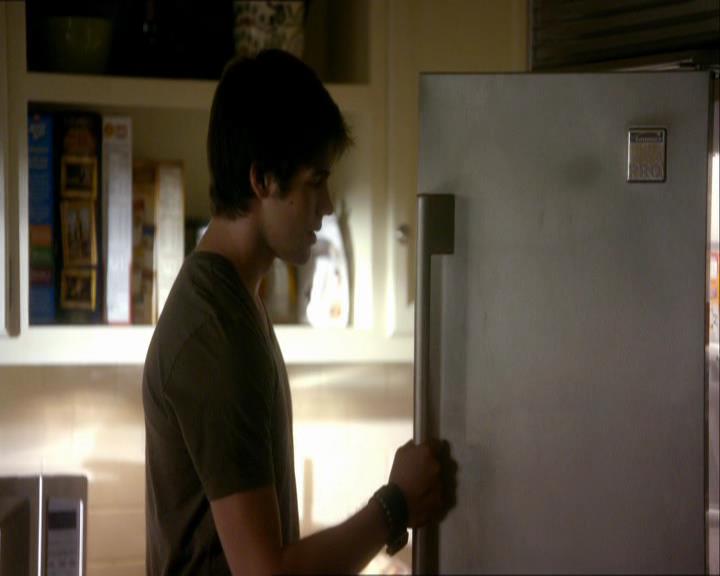 VampireDiariesWorld_dot_org-104FamilyTies0247.jpg