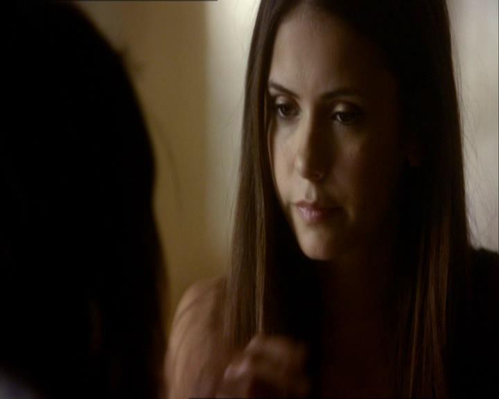 VampireDiariesWorld_dot_org-104FamilyTies0765.jpg