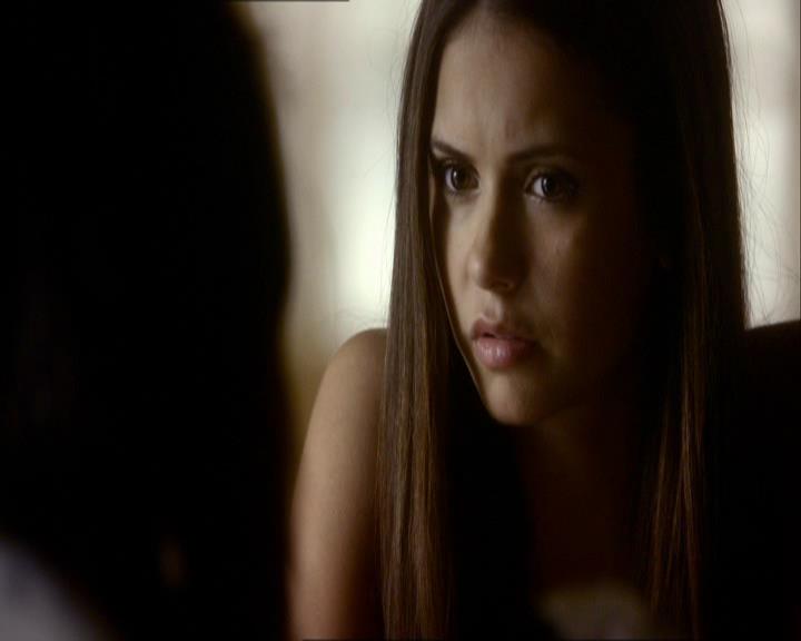VampireDiariesWorld_dot_org-104FamilyTies0774.jpg