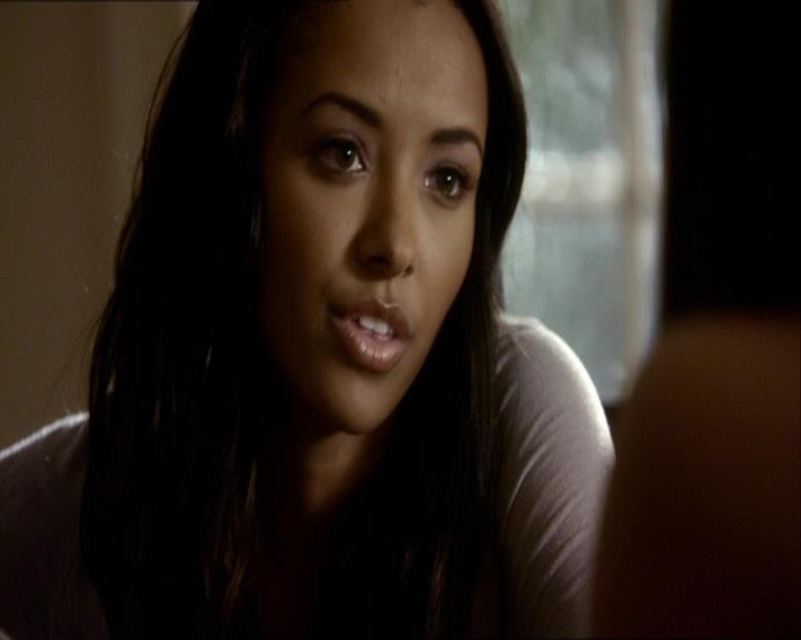 VampireDiariesWorld_dot_org-104FamilyTies0781.jpg