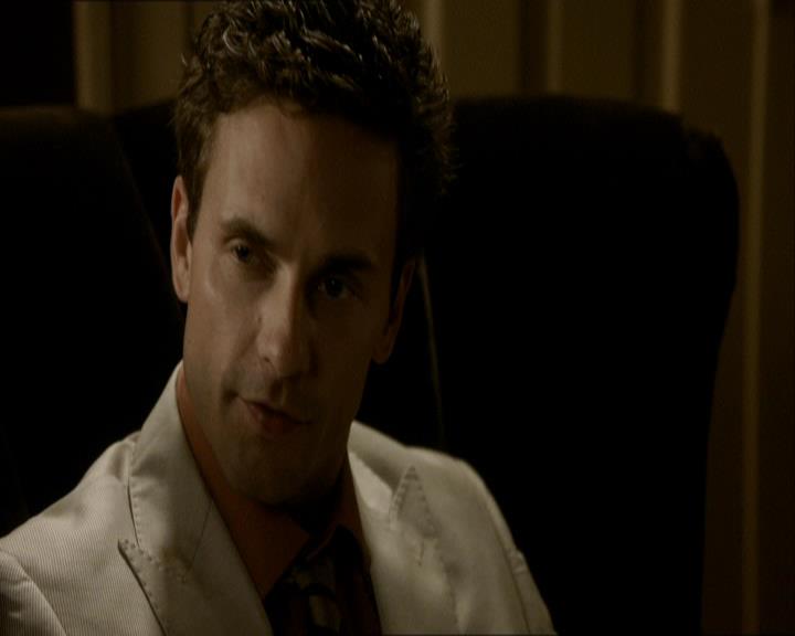 VampireDiariesWorld_dot_org-104FamilyTies2252.jpg