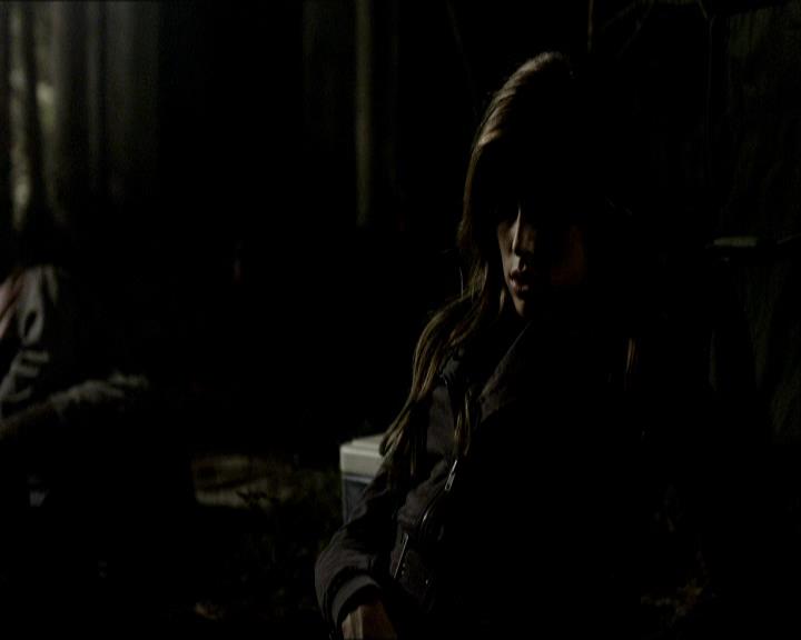 VampireDiariesWorld_dot_org-105YoureUndeadToMe2175.jpg