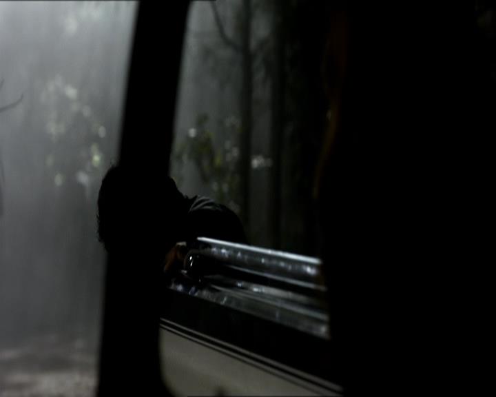 VampireDiariesWorld_dot_org-105YoureUndeadToMe2198.jpg