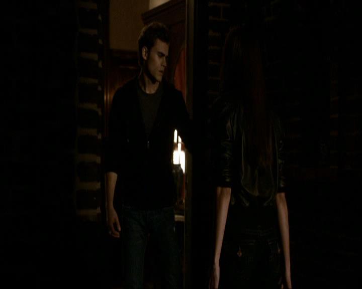 VampireDiariesWorld_dot_org-106LostGirls0119.jpg