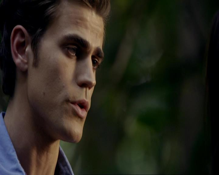 VampireDiariesWorld_dot_org-106LostGirls1117.jpg