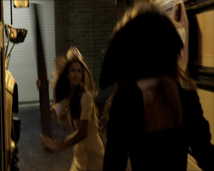 VampireDiariesWorld_dot_org-107Haunted1637.jpg