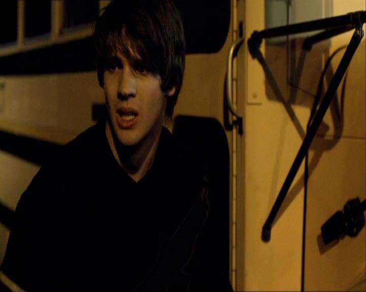 VampireDiariesWorld_dot_org-107Haunted1648.jpg