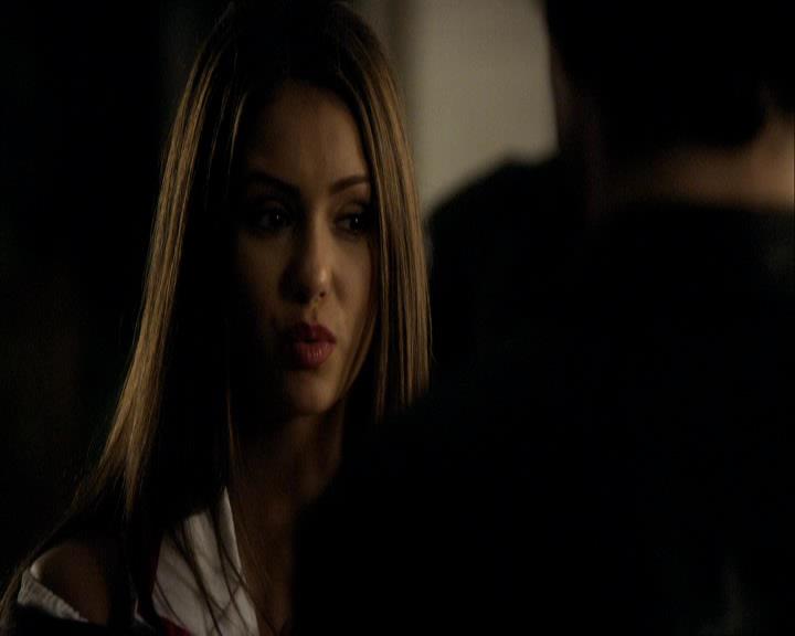 VampireDiariesWorld_dot_org-107Haunted2129.jpg