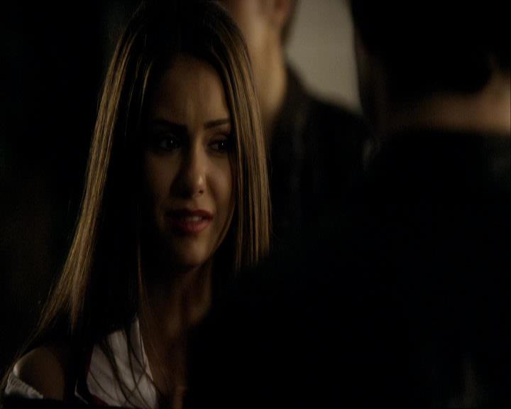 VampireDiariesWorld_dot_org-107Haunted2130.jpg