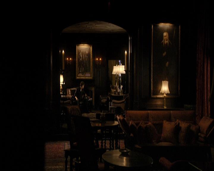 VampireDiariesWorld_dot_org-108-162Candles0013.jpg