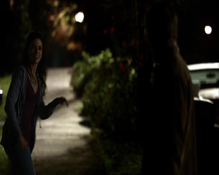 VampireDiariesWorld_dot_org-110TheTurningPoint0080.jpg