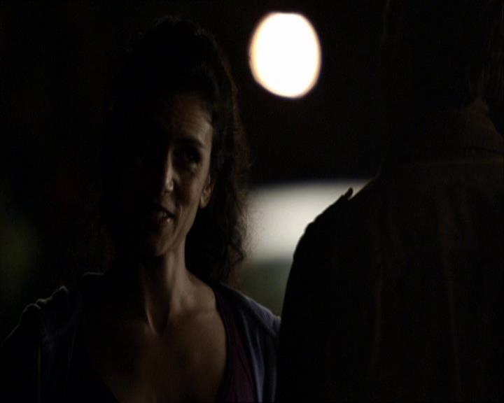 VampireDiariesWorld_dot_org-110TheTurningPoint0091.jpg