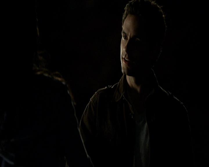 VampireDiariesWorld_dot_org-110TheTurningPoint0094.jpg