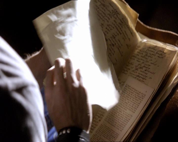 VampireDiariesWorld_dot_org-110TheTurningPoint0122.jpg
