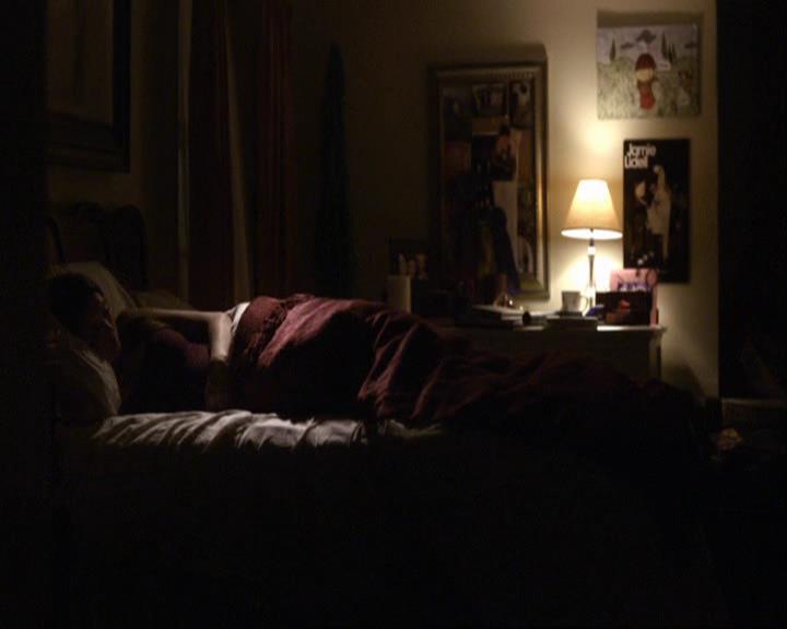 VampireDiariesWorld_dot_org-117LetTheRightOneIn0008.jpg