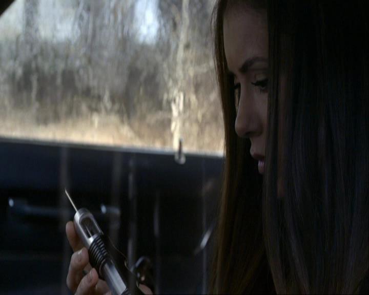 VampireDiariesWorld_dot_org-117LetTheRightOneIn1105.jpg VampireDiariesWorld_dot_org-117LetTheRightOneIn1105.jpg