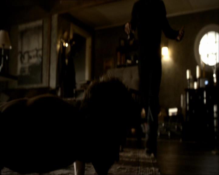 VampireDiariesWorld_dot_org-118UnderControl0018.jpg