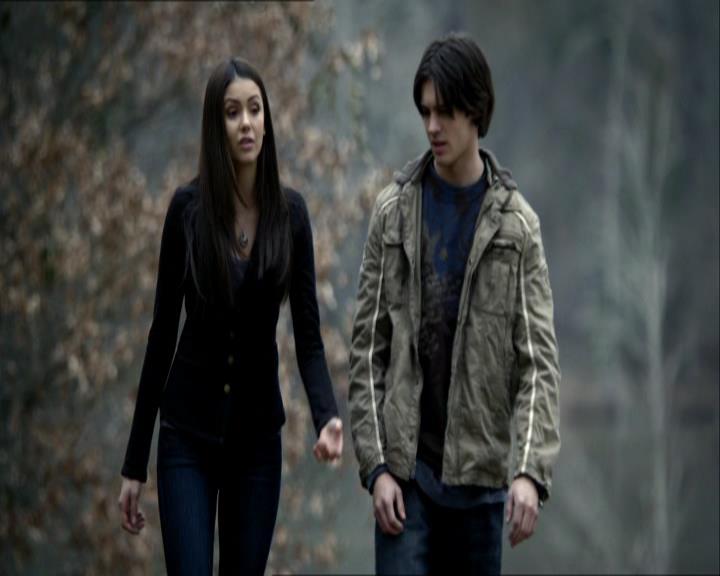 VampireDiariesWorld_dot_org-118UnderControl0707.jpg