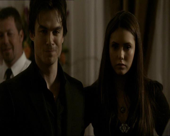 VampireDiariesWorld_dot_org-118UnderControl0940.jpg