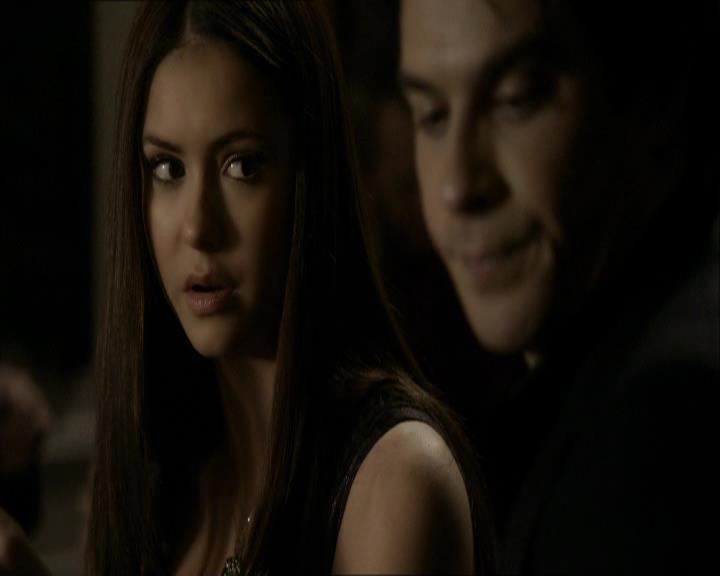 VampireDiariesWorld_dot_org-118UnderControl1130.jpg