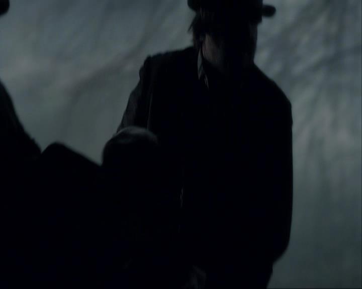 VampireDiariesWorld_dot_org-120BloodBrothers0020.jpg
